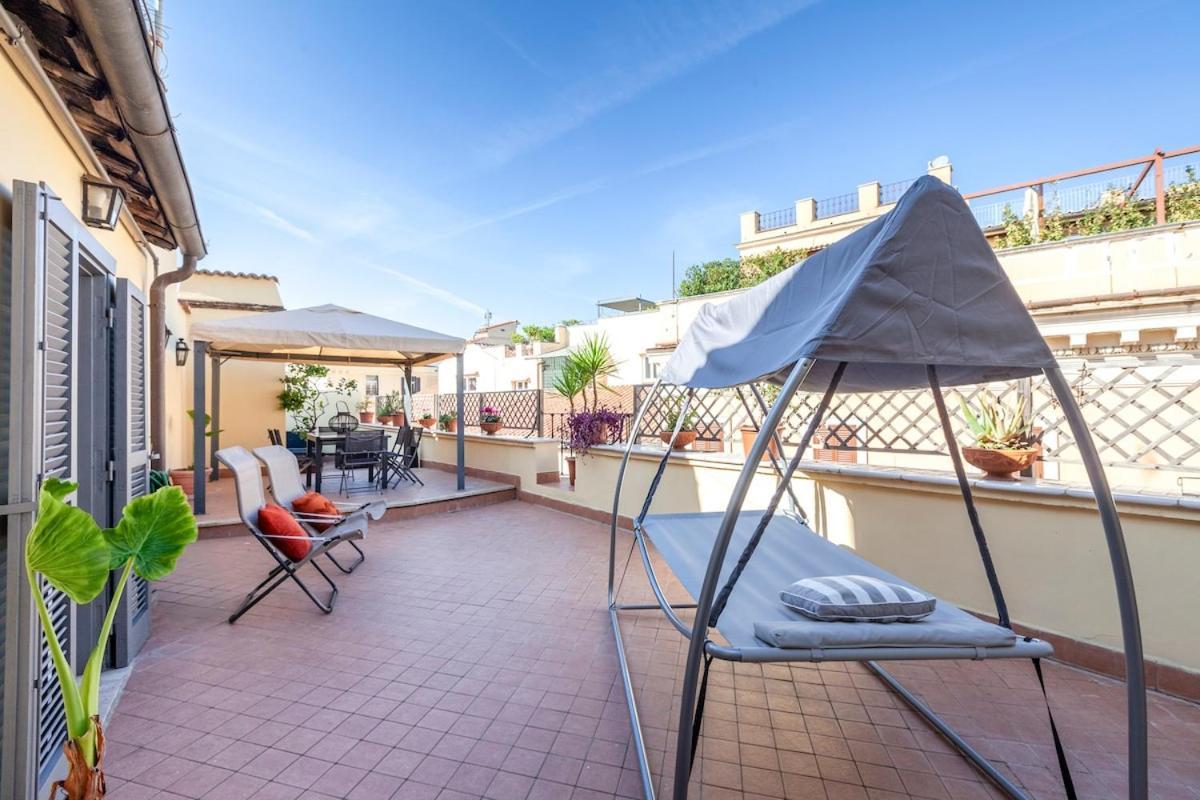 Appartement Luxury Penthouse With Terrace By Spanish Steps