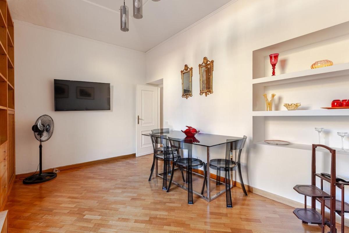 Luxury Penthouse With Terrace By Spanish Steps Appartement